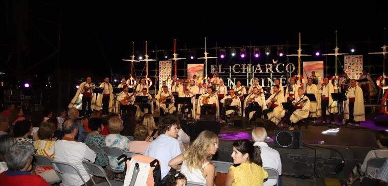 Arrecife acogió el Festival de música y danza tradicional de Canarias
