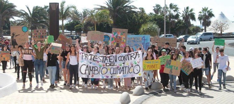 Estudiantes de Lanzarote se suman a las movilizaciones mundiales contra el cambio climático