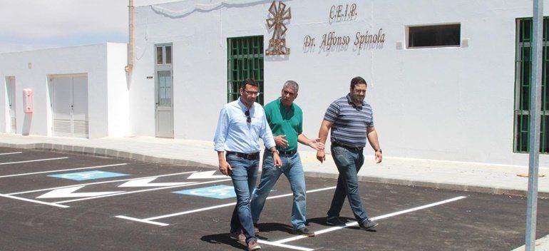 Teguise solicita una reunio?n de "urgencia" a la Direccio?n Insular de Educacio?n