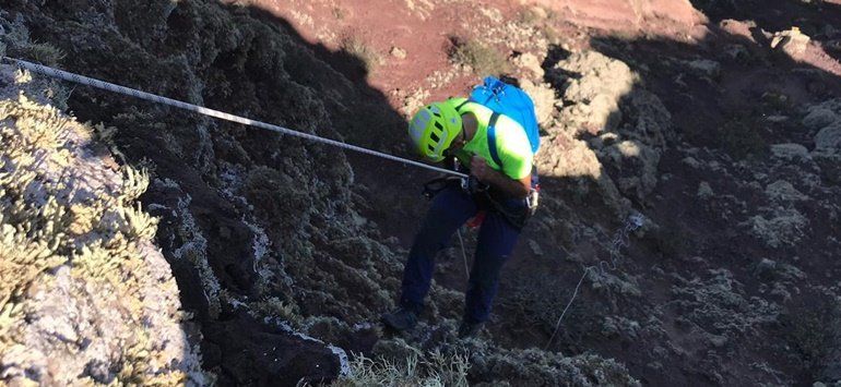 Rescatan a cinco turistas que se habían quedado atrapados en el Volcán de la Corona