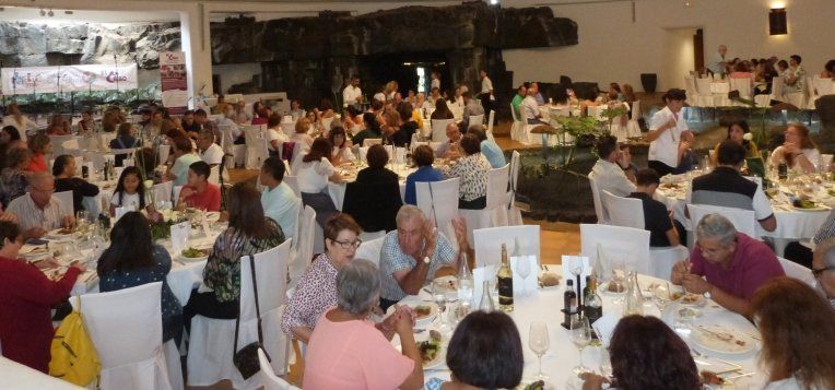 El Cribo recauda más de 2.700 euros en el tercer Almuerzo Gala