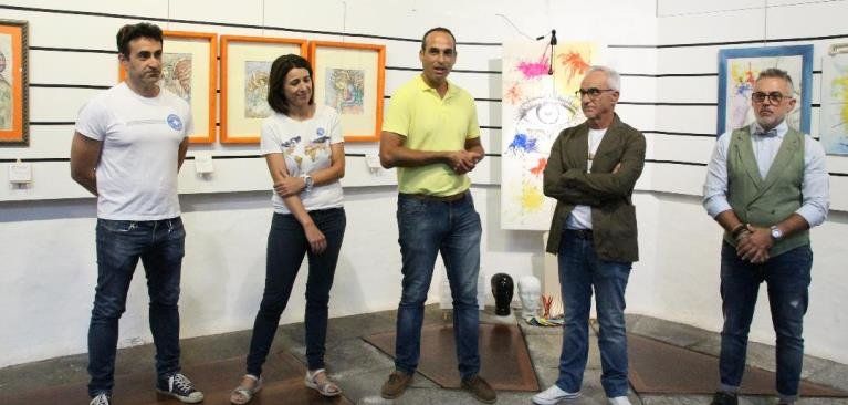 La sala El Aljibe de Haría acoge la exposición "En 5 Líneas", del pintor Félix Pinedo