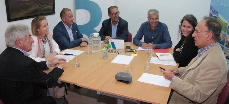 La Federación Turística traslada las reivindicaciones del sector a los candidatos de PP, PSOE Y Cs