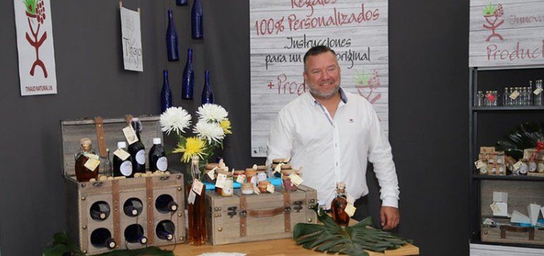 Lanzarote Natural presentó con éxito sus regalos personalizados en la Feria de Bodas  'Sí Quiero'