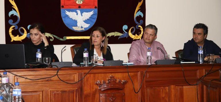Arrecife aprueba pagar más de 6 millones de euros a proveedores en medio de las críticas de la oposición