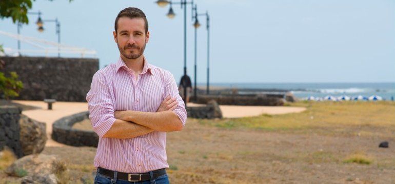 NC exige acabar "con vertidos fecales y malos olores" en Puerto del Carmen