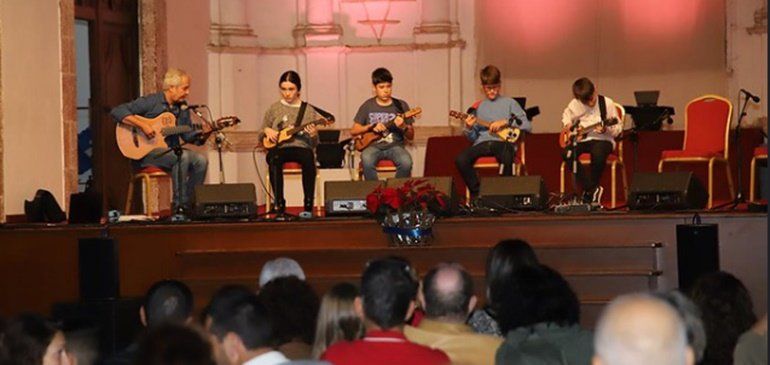 El concierto 'Menudos Timplistas' pone el broche un año más a la programación de la Casa-Museo del Timple