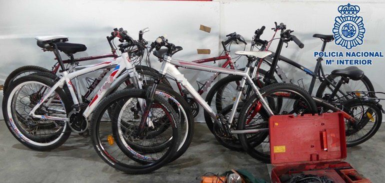 Detenido un hombre por cuatro delitos de hurto de bicicletas en Arrecife