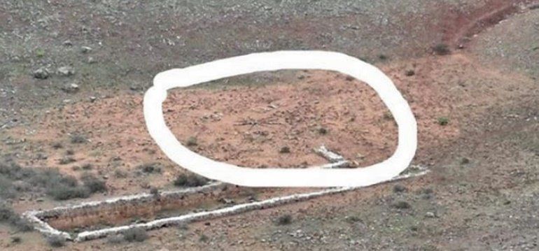 They report that stones have been piled up again on the Guanapay mountain a week after it was restored