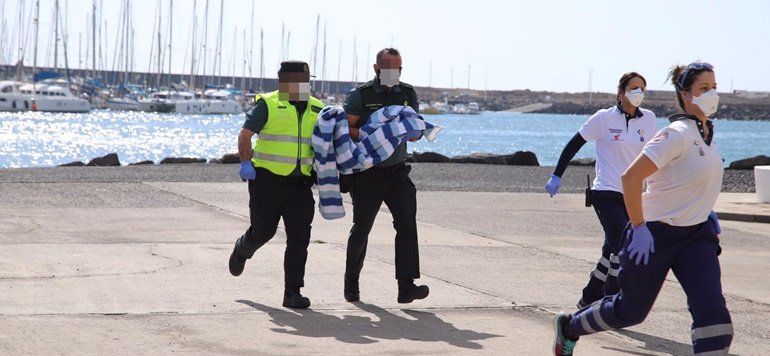 NC denuncia los comentarios xenófobos tras la tragedia en la última patera llegada a Lanzarote