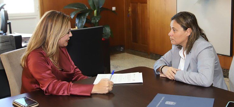 The Cabildo renews the transfer of the sports facilities of the IES Blas Cabrera Felipe