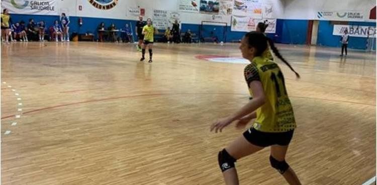 El CB Lanzarote Puerto del Carmen pierde en Carballal antes del decisivo choque ante Rodríguez Cleba