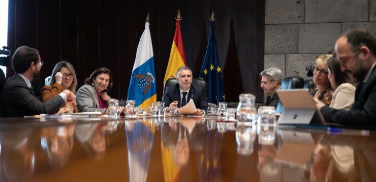 The Government of the Canary Islands lowers the height requirement to join the Local Police