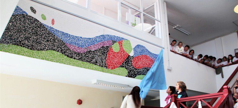 Manrique inspira la creación mural del CEIP Playa Blanca