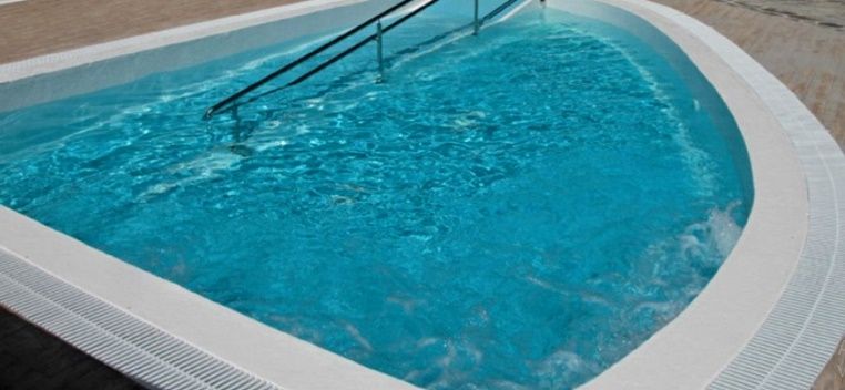 Teguise concede el permiso definitivo para cubrir las piscinas del Centro de Día Las Cabreras
