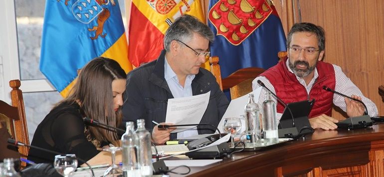 CC pregunta en el Cabildo por los proyectos de las carreteras "que se encuentran en peor estado"