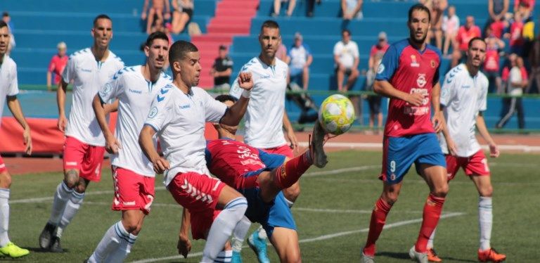 La UD Lanzarote logra un trabajado empate ante la UD Tamaraceite