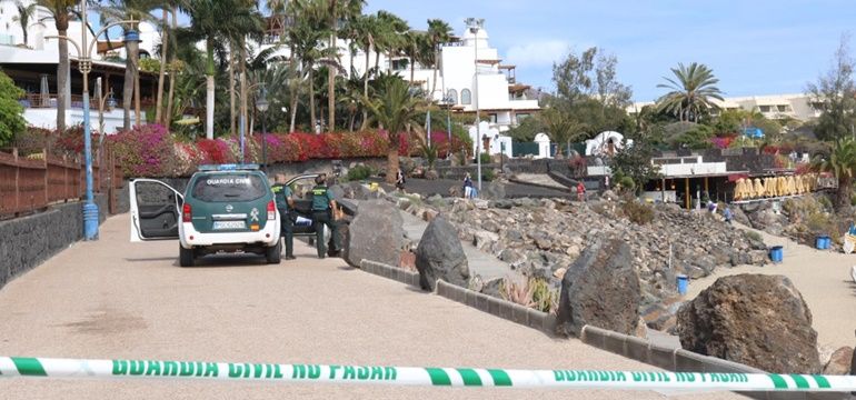 La Guardia Civil interviene para que los hoteles de Lanzarote cierren las piscinas