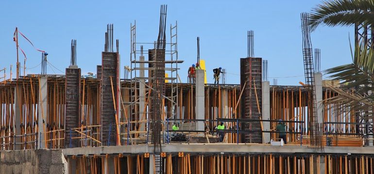 Imagen de una obra en construcción en Arrecife