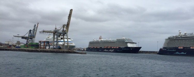 Las conexiones marítimas con Lanzarote se reducirán durante la Semana Santa