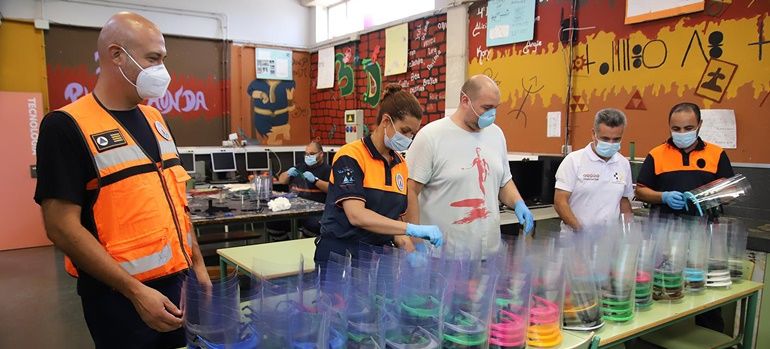 La comunidad  'Coronavirus Makers' imprime más de 300 viseras protectoras en Lanzarote
