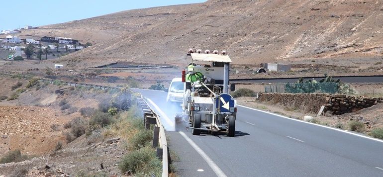 El Cabildo reanuda las obras de señalización y balizamiento de varias carreteras