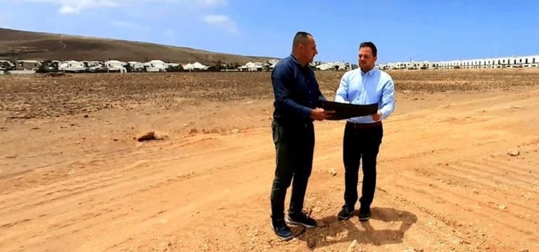 Juan Monzón: El nuevo campo de fútbol de Playa Blanca marcará un antes y un después para la práctica deportiva en el sur de la isla
