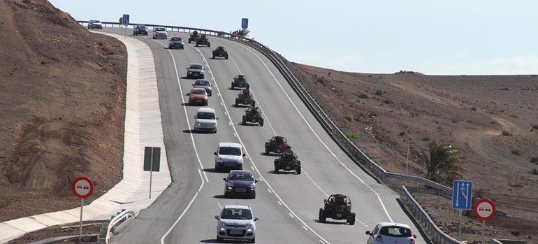 Canarias y Baleares podrán pedir restringir la circulación de vehículos contaminantes en su territorio