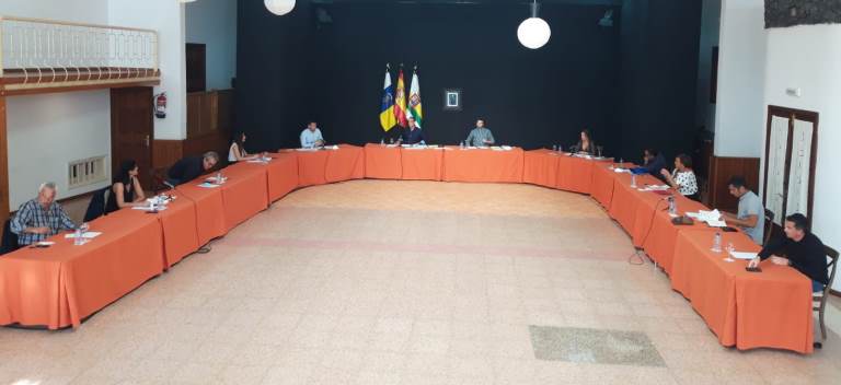 Alfredo Villalba hace hincapié en las medidas adoptadas por el Ayuntamiento de Haría durante el estado de alarma