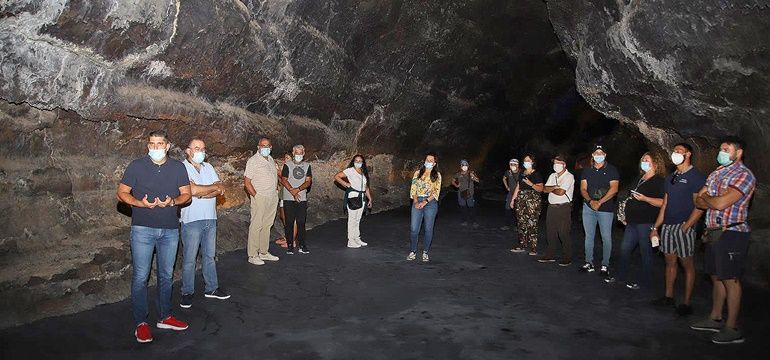 Se presenta 'Insólita-Cueva de los Verdes', un "apasionante viaje a las entrañas del tubo volcánico del Volcán de La Corona"