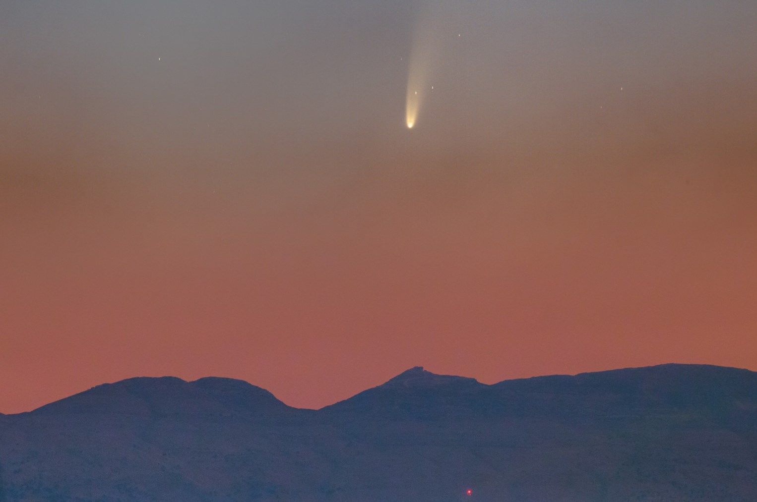 Imagen del Cometa NEOWISE tomada por Maroun Habib