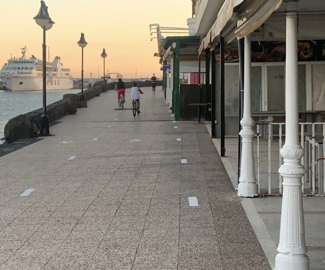 Paseo marítimo de Playa Blanca