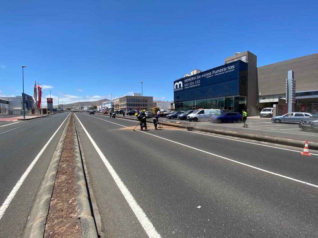 Imagen del accidente registrado en la carretera de Arrecife a San Bartolomé