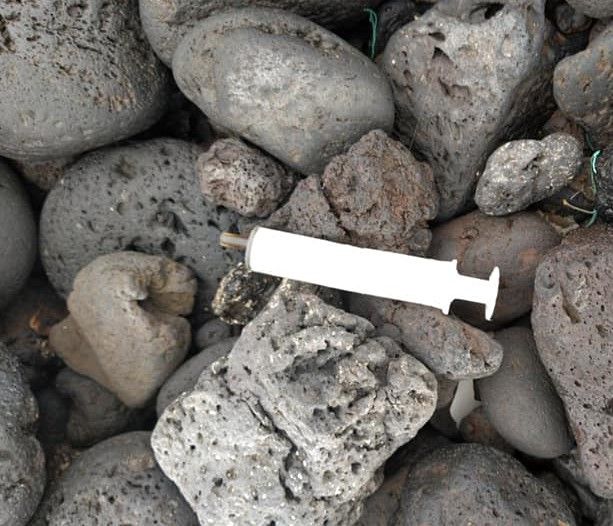 "Lanzarote limpia" recoge más de 300 kilos de basura en el norte de la isla "Lanzarote limpia" recoge más de 300 kilos de basura en el norte de la isla