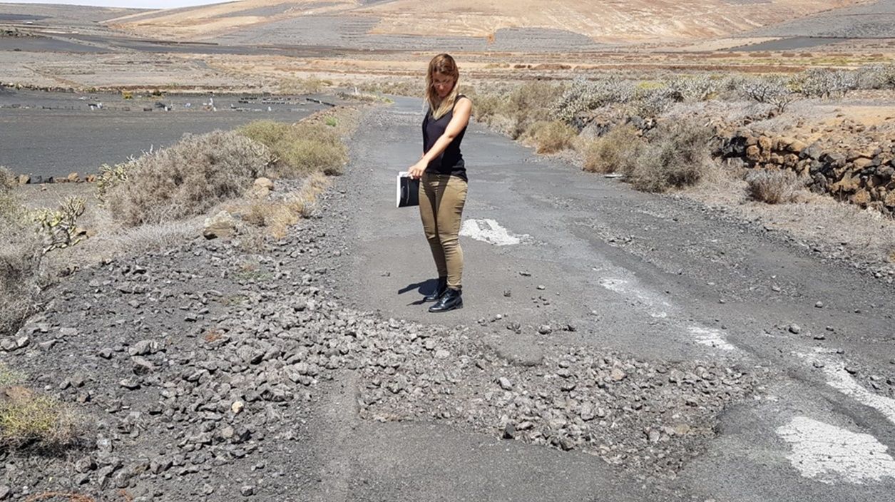 Jenifer Galán, en la carretera de El Mojón a Guatiza