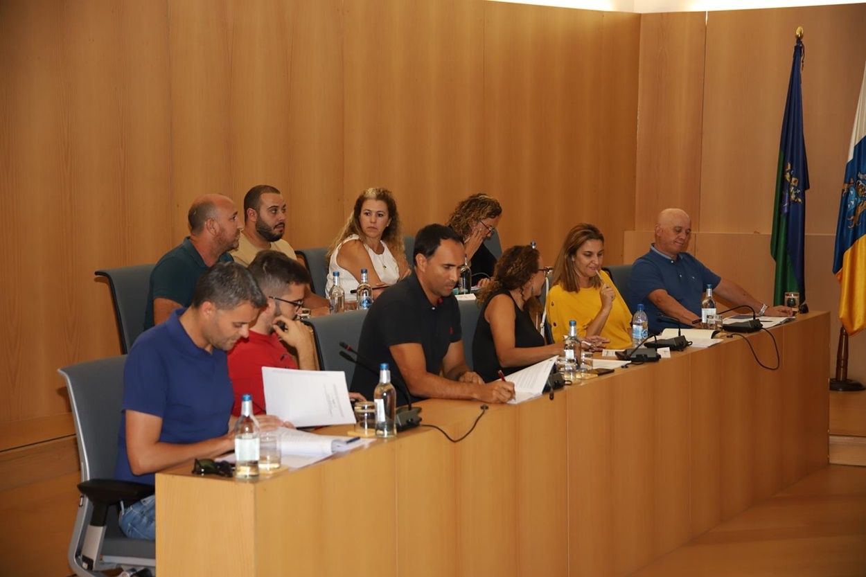 Los concejales del PP de Tías, en el pleno