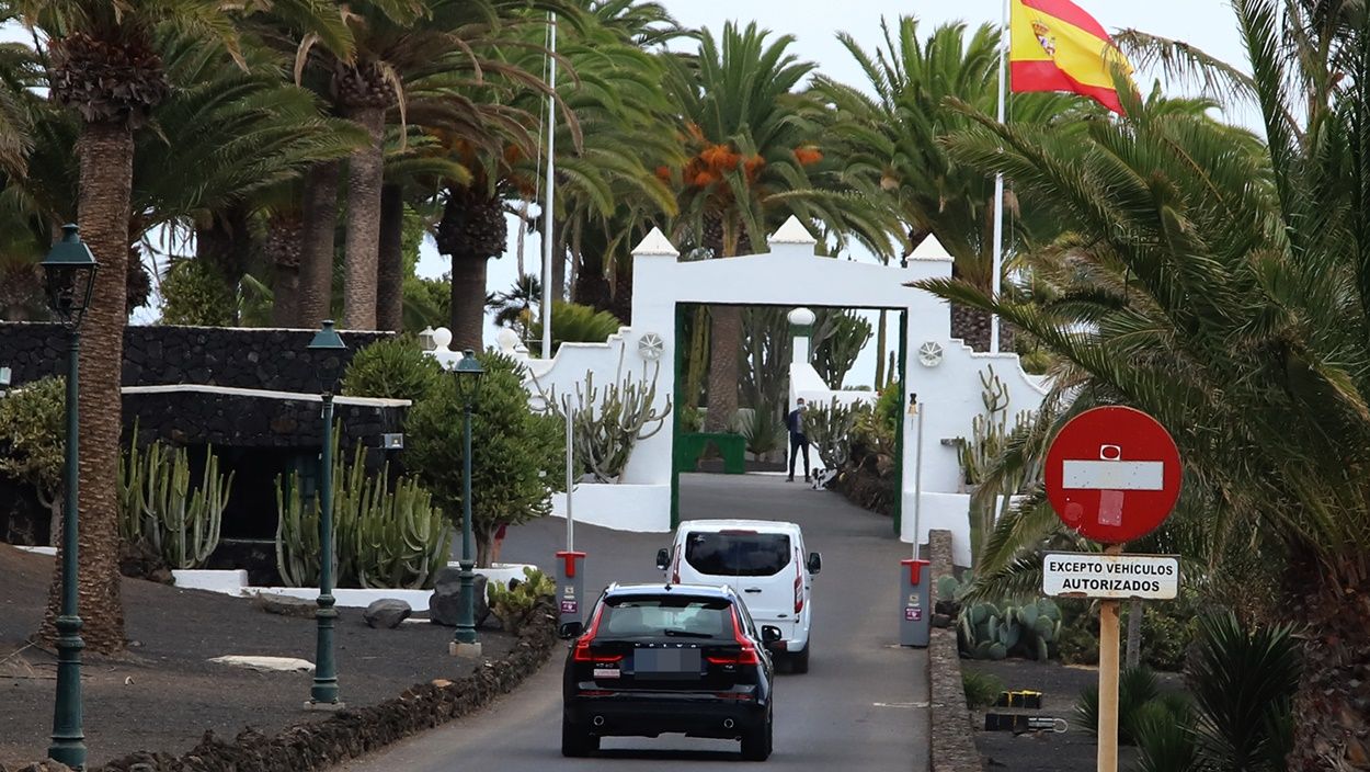 Llegada de Pedro Sánchez a la residencia La Mareta de Lanzarote