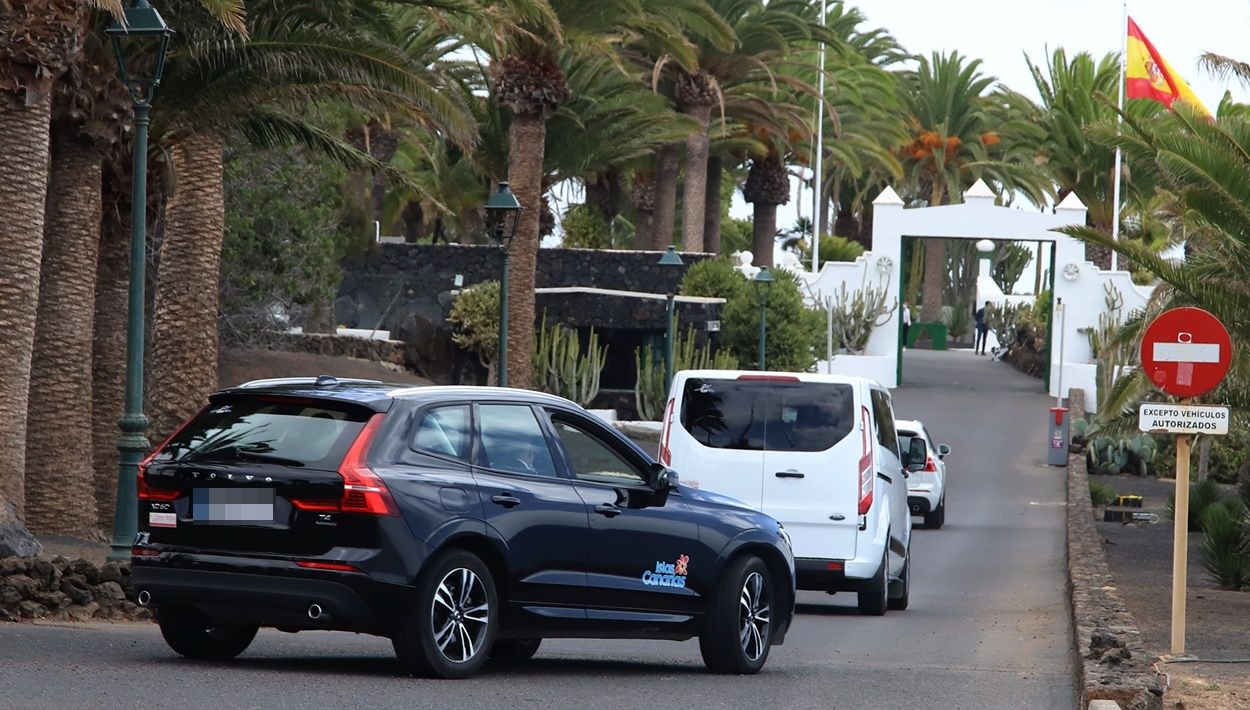Llegada de Pedro Sánchez a la residencia La Mareta de Lanzarote