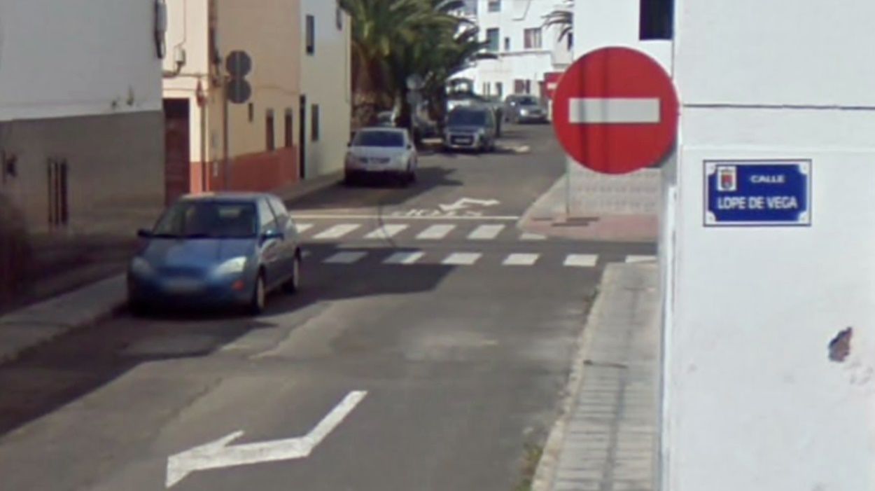 Cruce de las calles Lope de Vega y El Tres de Mayo