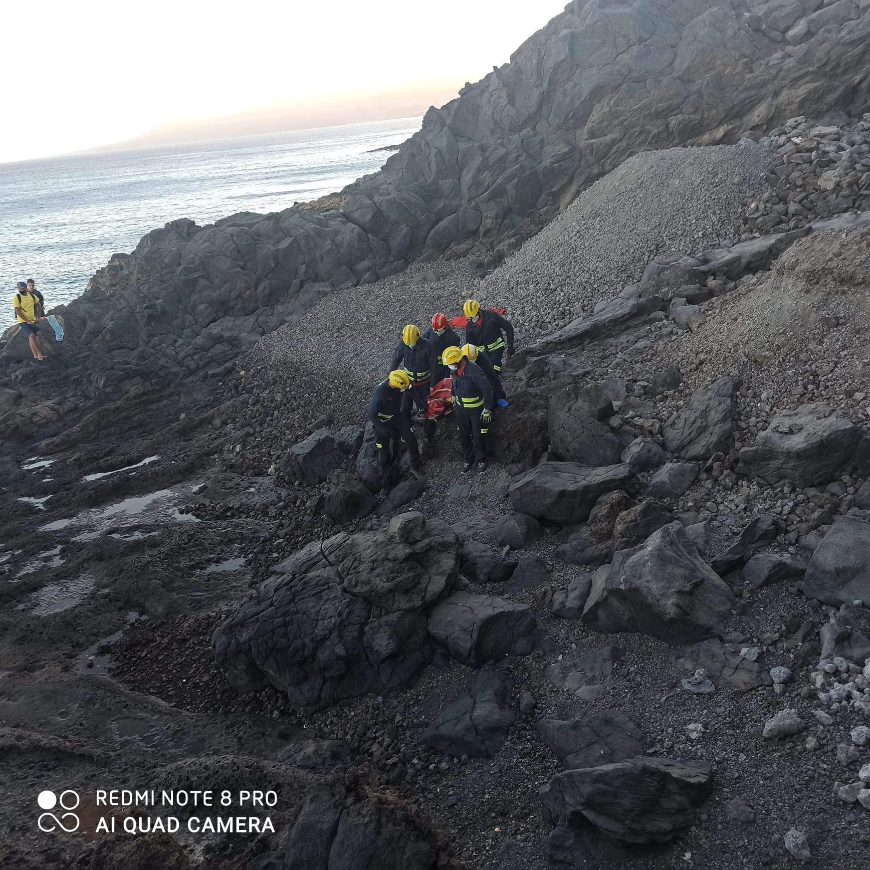 Young man injured after falling down the Quíquere Ravine
