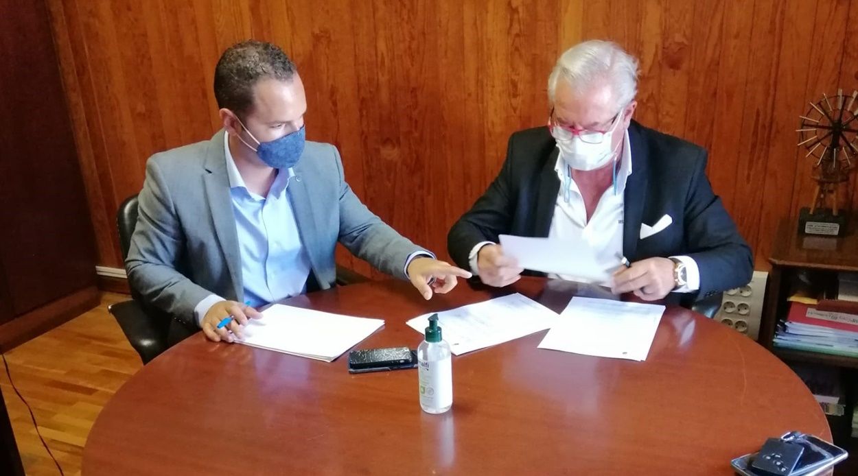 Yaiza firma con FCC el contrato para la limpieza viaria
