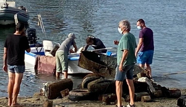 Campaña de limpieza en El Charco de San Ginés