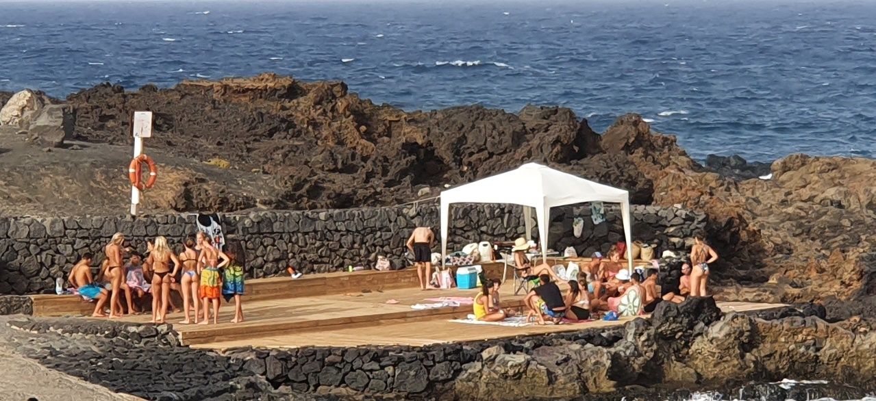 Party at Los Cocoteros