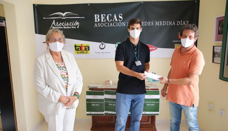 Becas Asociación Mercedes Medina Díaz