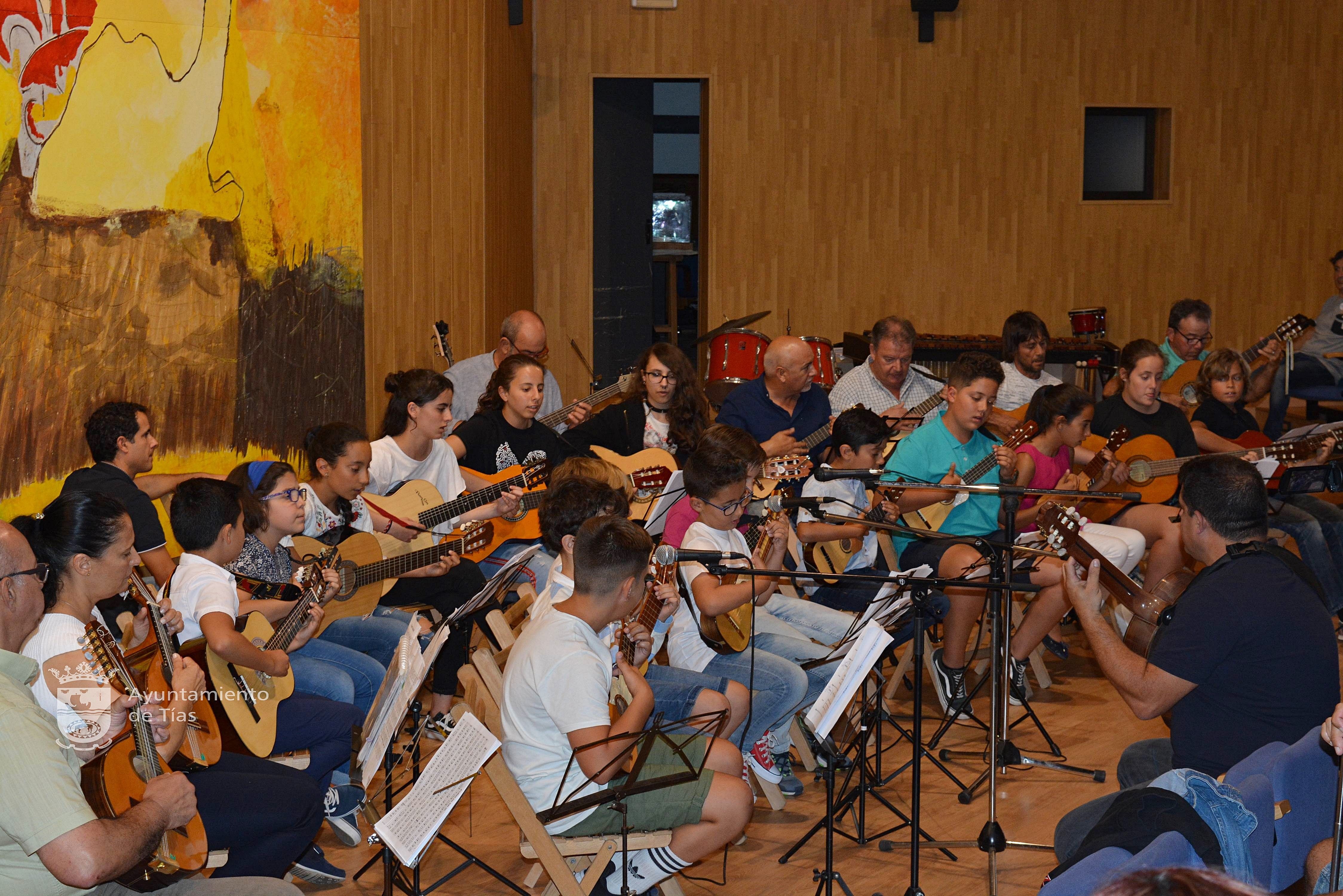 Imagen de archivo de la escuela de música de Tías