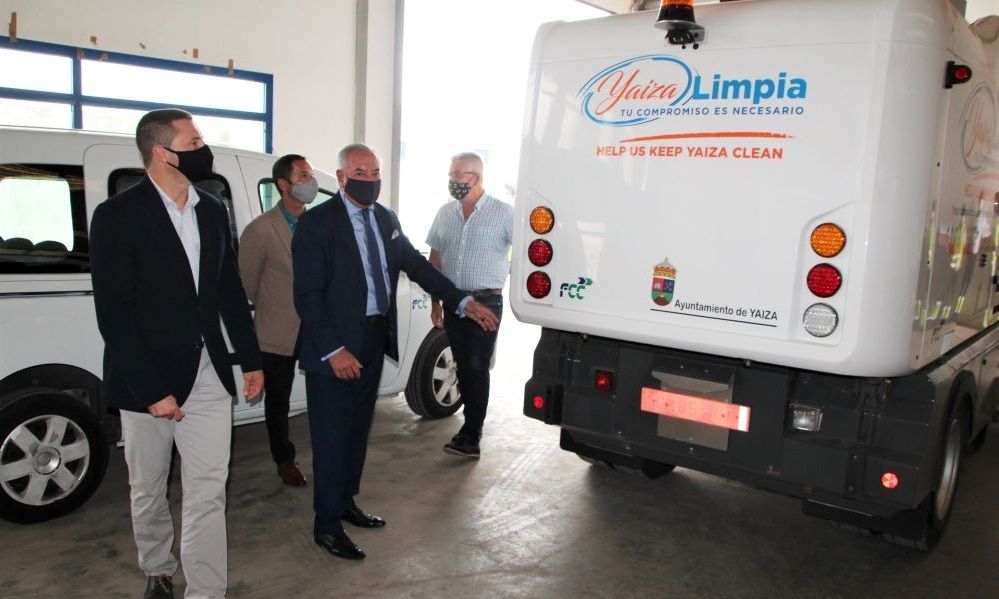 Comienza a operar la nueva empresa de limpieza de Yaiza