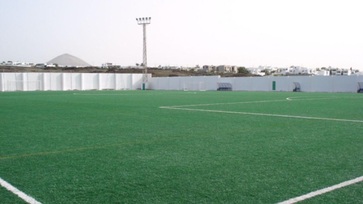 Campo de fútbol de Puerto del Carmen