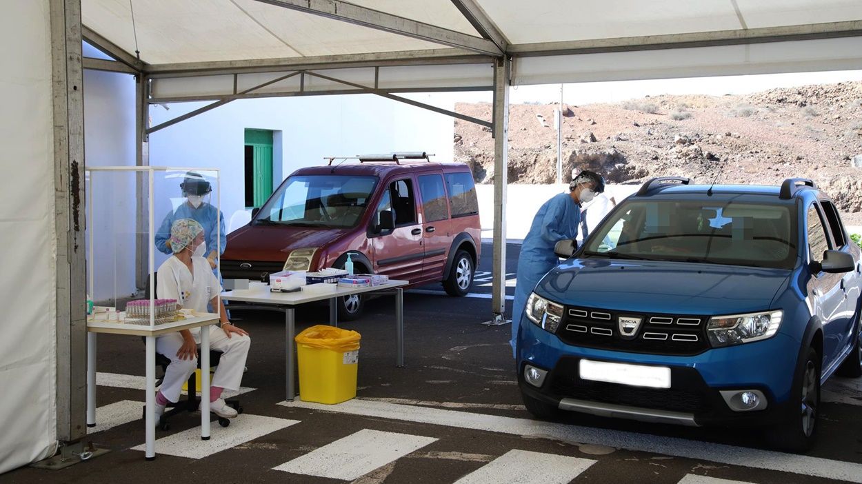 Toma de muestras para PCR durante la crisis del coronavirus