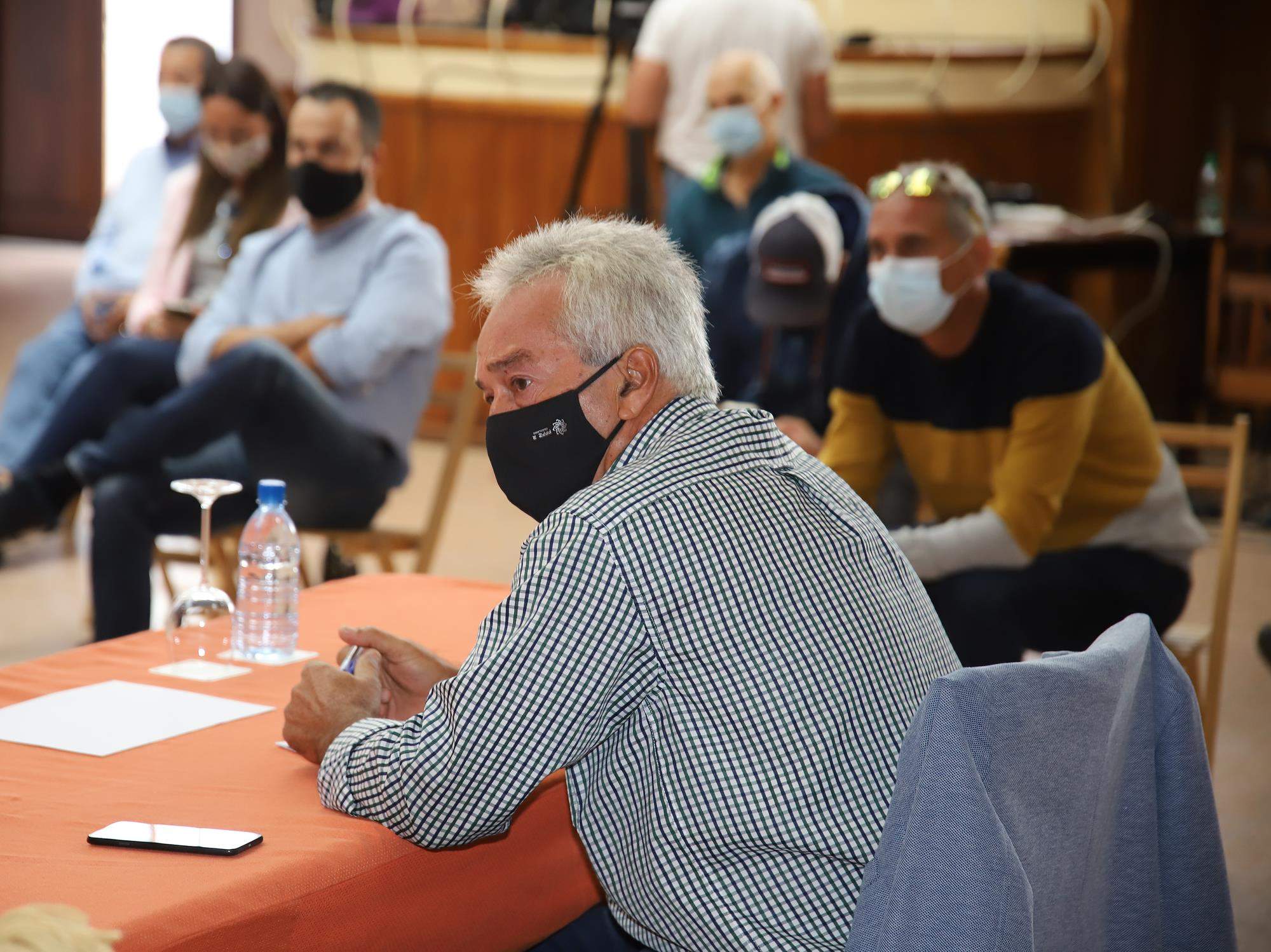 Pleno del Ayuntamiento de Haría sobre el convenio de la Cueva de Los Verdes.