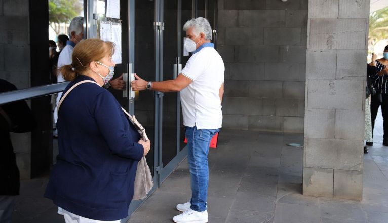 El ex concejal Marcial Valiente, entrando a los Juzgados para declarar como testigo